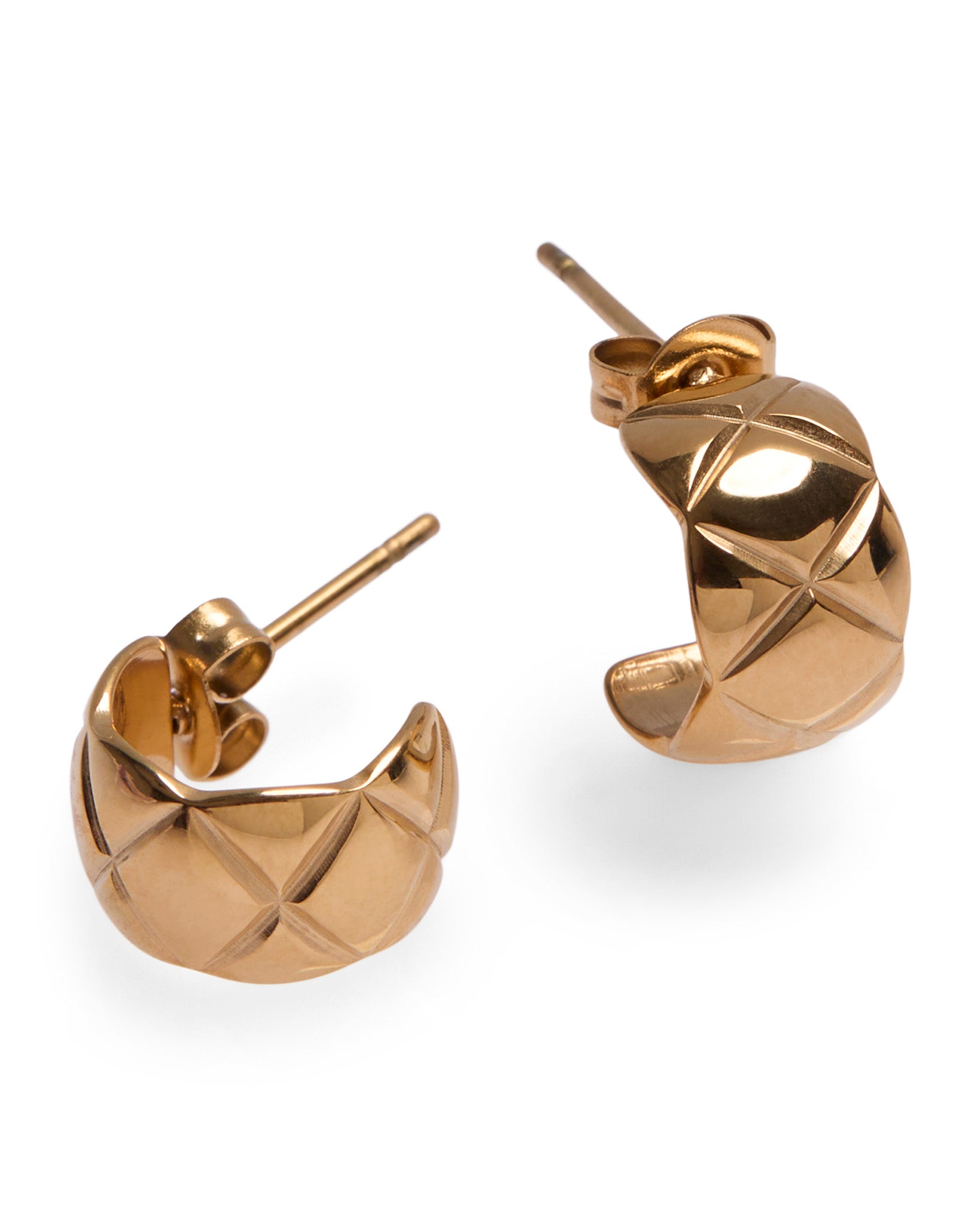 1975 Collection Mini Quilted Huggie Studs