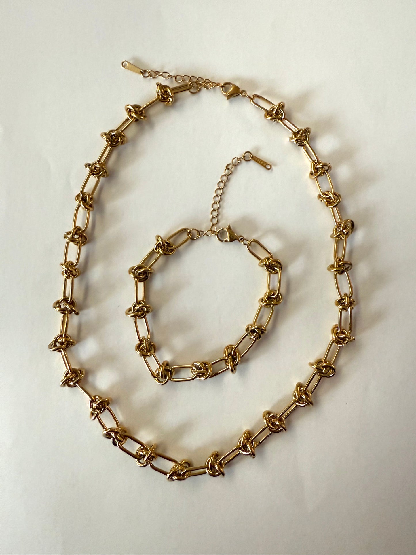 1975 Collection Gold Knot Link Necklace