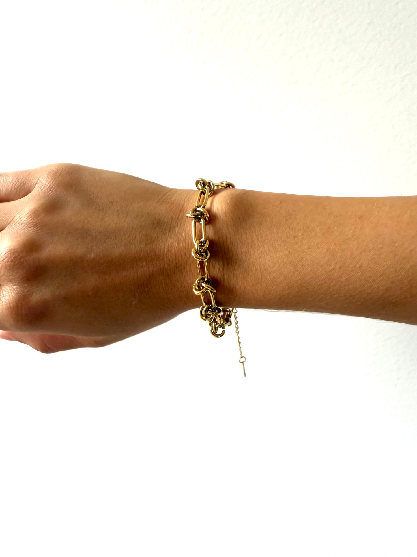 1975 Collection Gold Link Knot Bracelet