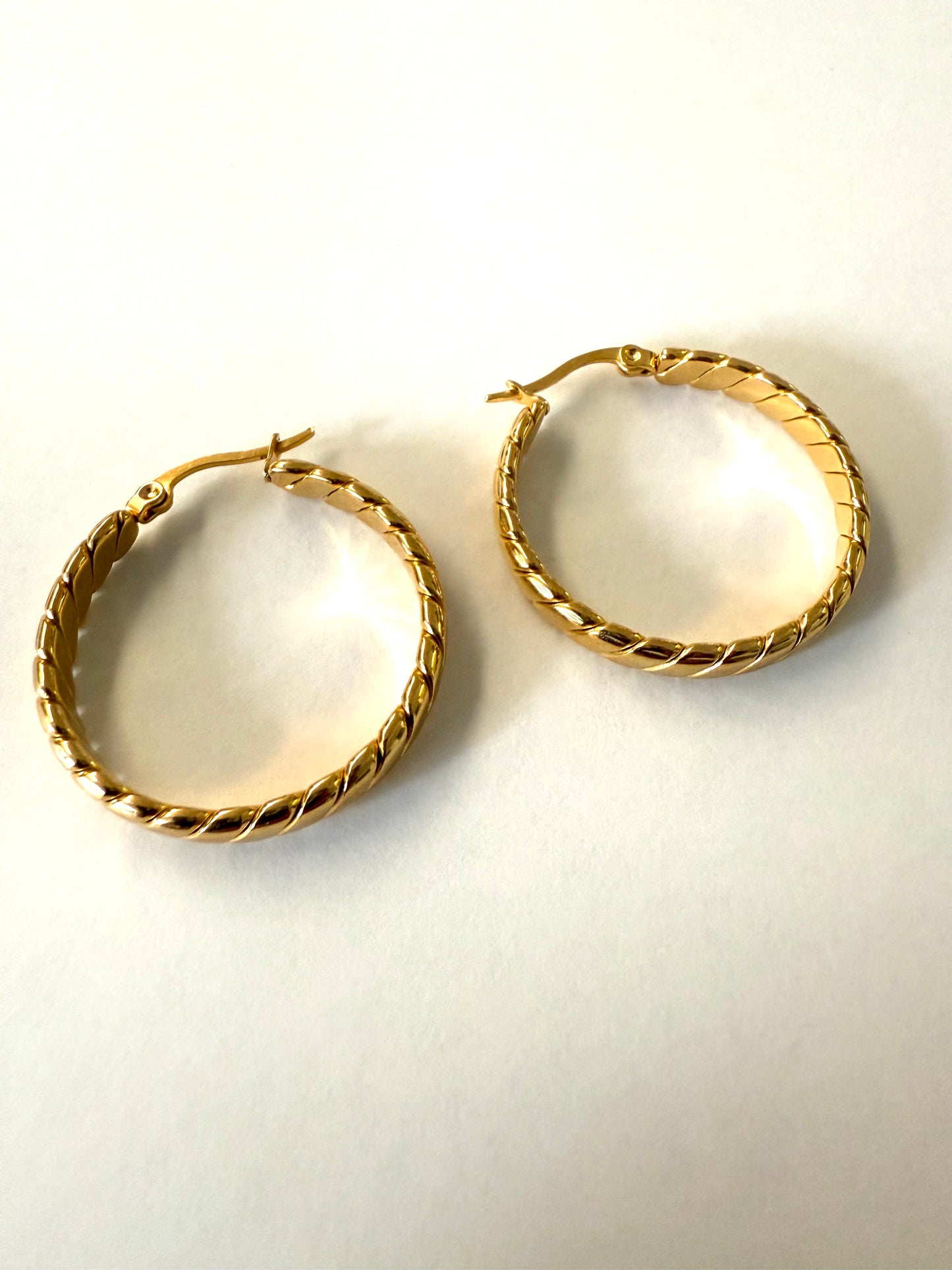 1975 Collection Medium Wave Hoops