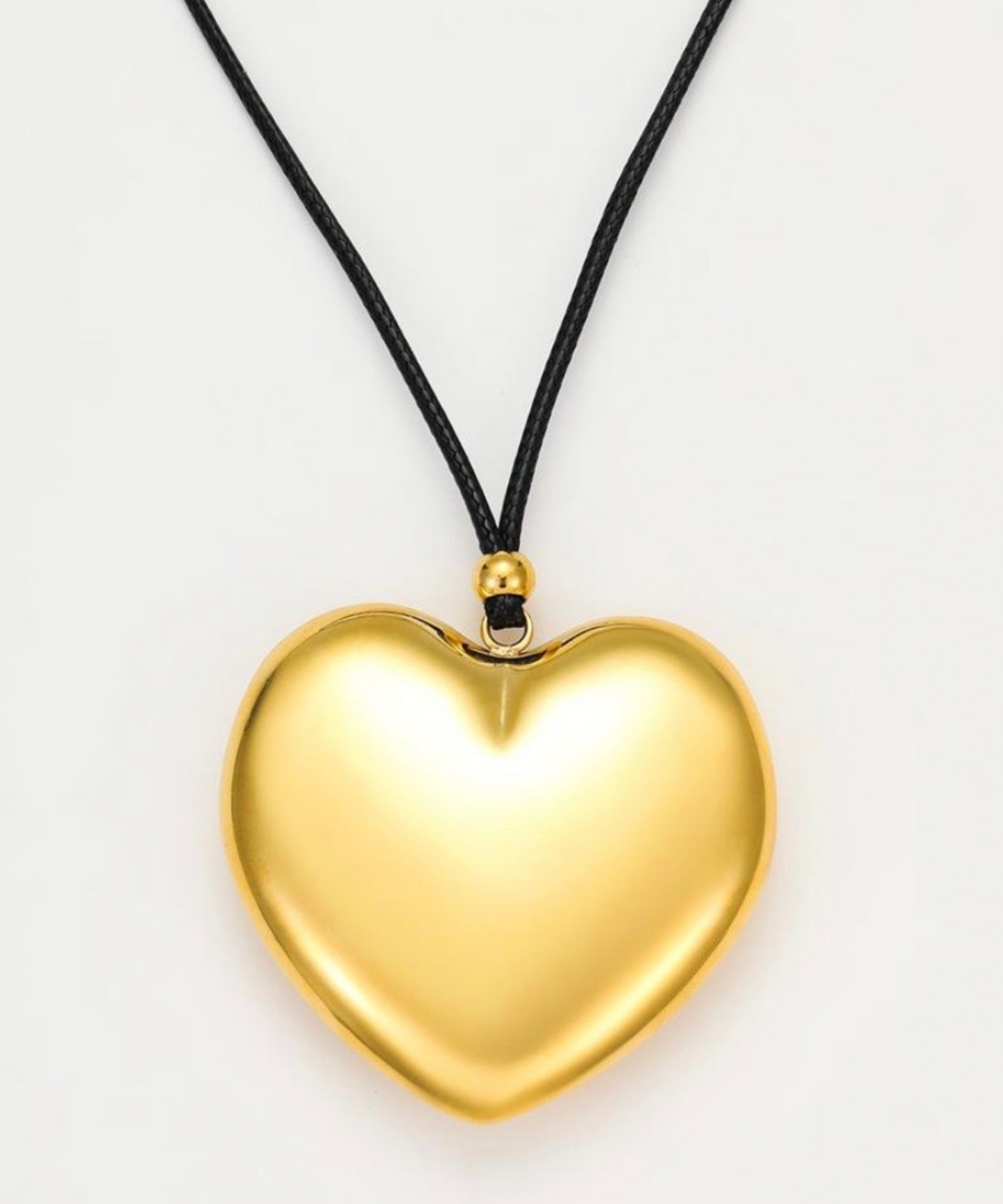 1975 Collection Large Gold Heart Pendant Necklace